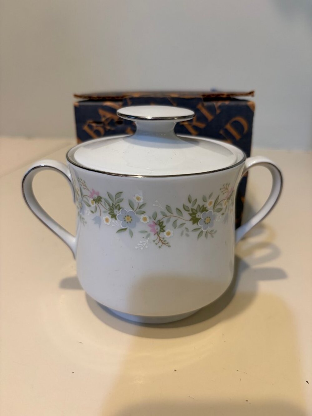 VINTAGE JOHANN HAVILAND *FOREVER SPRING* FINE CHINA SUGAR BOWL W/LID Brand New!
